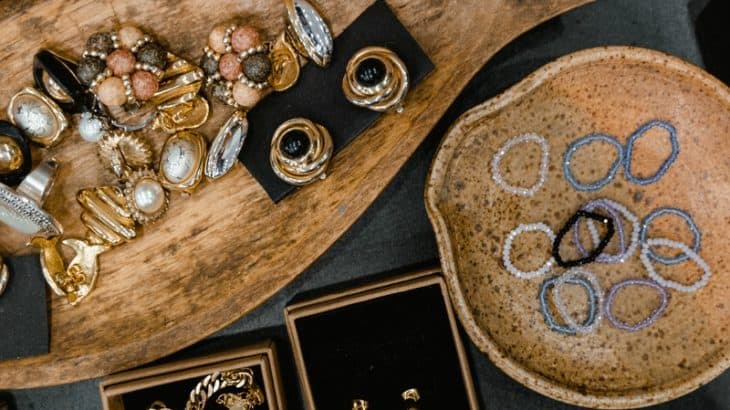 Are you considering jewelry direct sales? Check out my favorite direct sales jewelry companies and a few tips to get started.